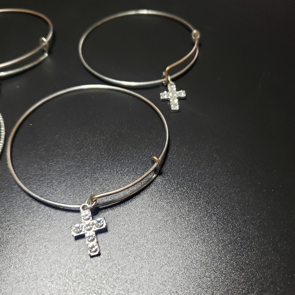 bangle bracelets with charms bundle lot of 4, crosses, bows - Picture 2 of 4
